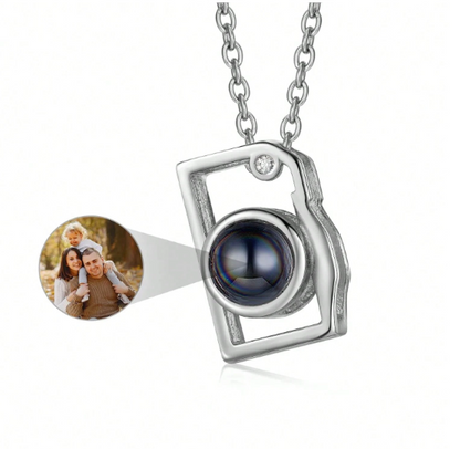 Collar con foto personalizada en forma de cámara
